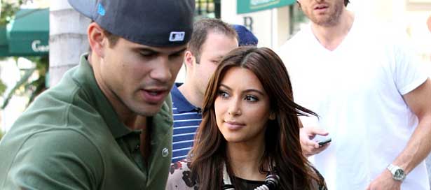 krishumphries_kimkardashian