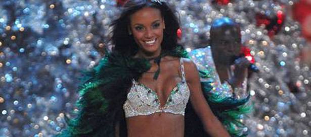 selita-ebanks-multi-million-dollar-panties-hurt__oPt