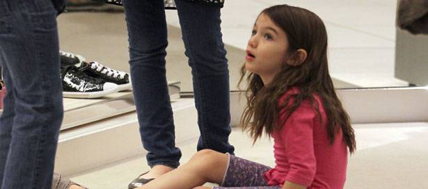 EXCLUSIVE: Katie Takes Suri Shopping for High Heels