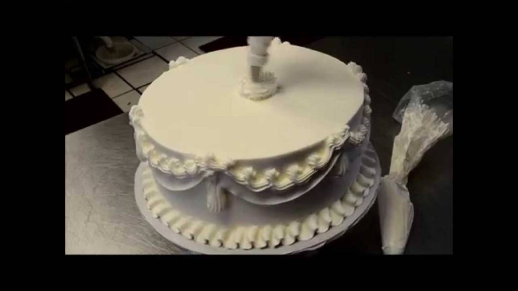 Од обични торти прават ремек-дела за помалку од 5 минути!