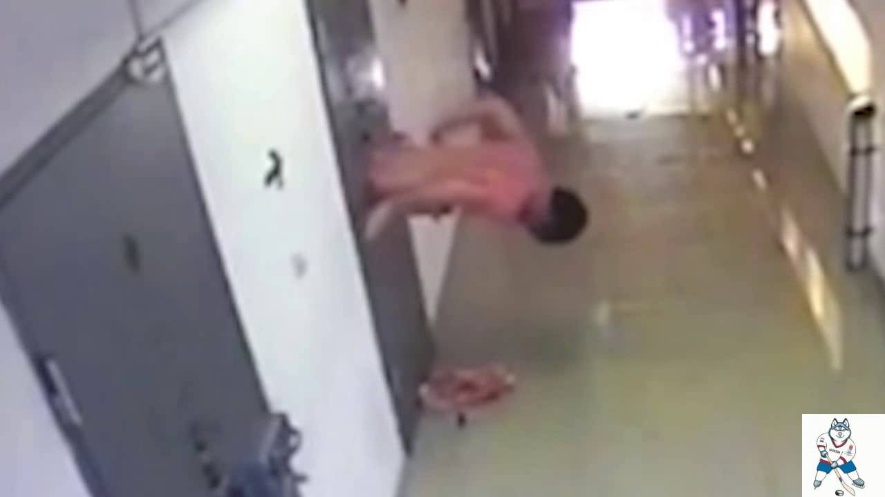 Руски полицајци се фатиле за глава кога виделе на кој начин избегал еден затвореник!
