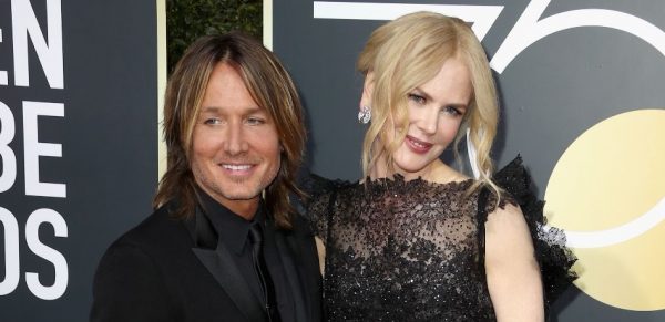 Nicole-Kidman-Keith-Urban-Had-A-Seriously-Awkward-Kiss-At-The-2018-Golden-Globes