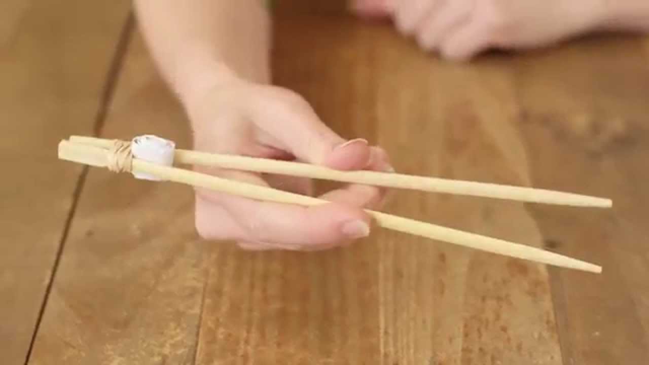 Научете да јадете со кинески стапчиња за 20 секунди