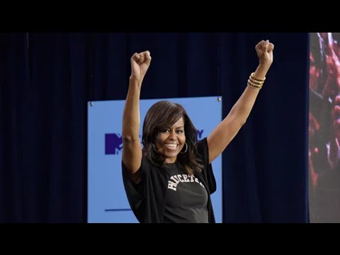 13 моменти што ќе ве натераат да се заљубите во Мишел Обама!