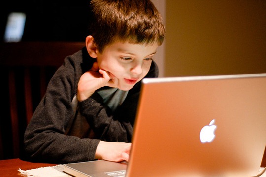 children-addicted-to-computer-games_1