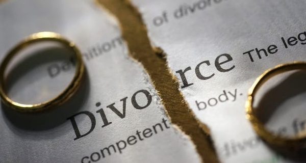 12001bde-90a1-45b0-a147-f8c7f9a800dd-cities-with-most-and-least-divorce