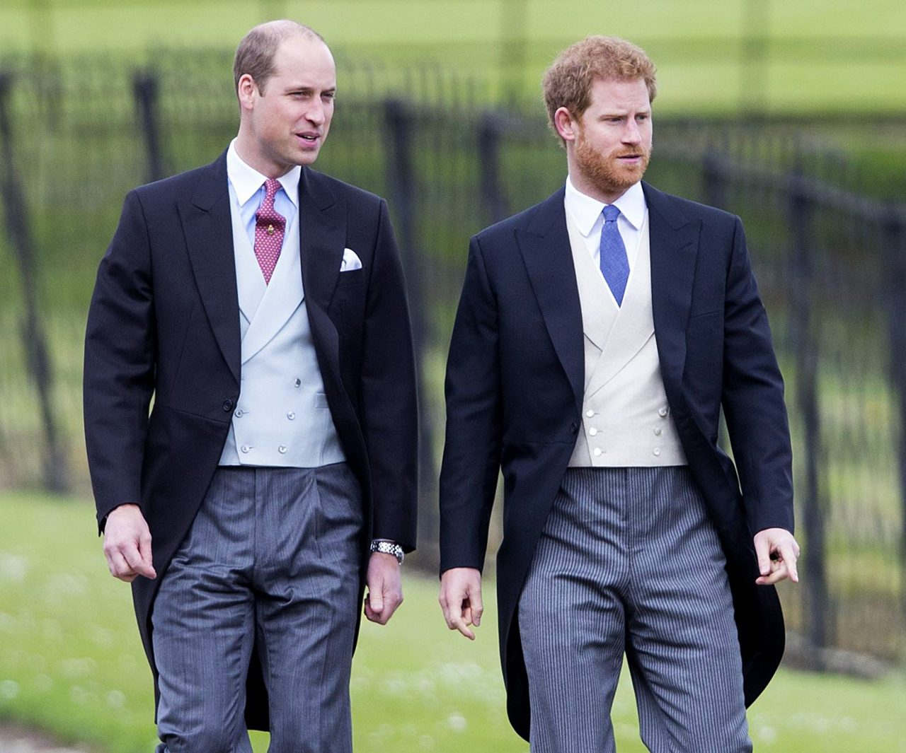 Inside-Prince-William-and-Prince-Harry-Relationship-Over-the-Years-07