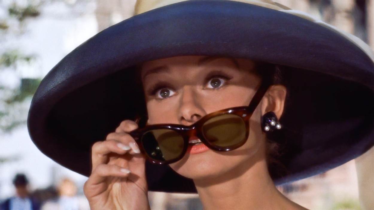 Audrey-Hepburn-u-Breakfast-at-Tiffany-s