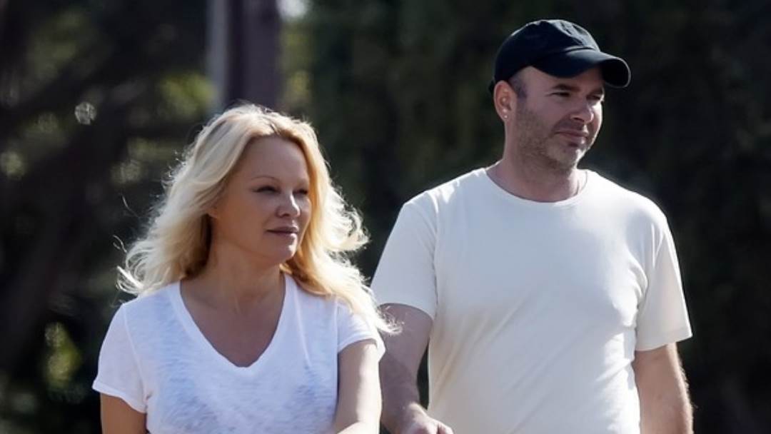 Pamela-Anderson-i-Dan-Hayhurst