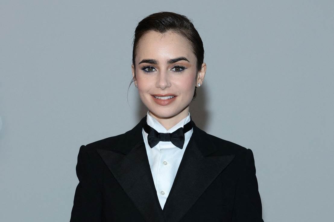 Lily-Collins-0672396124