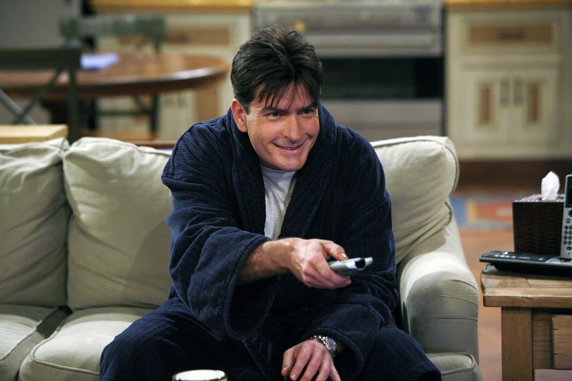 Two-And-A-Half-Men-charlie-sheen-830x0