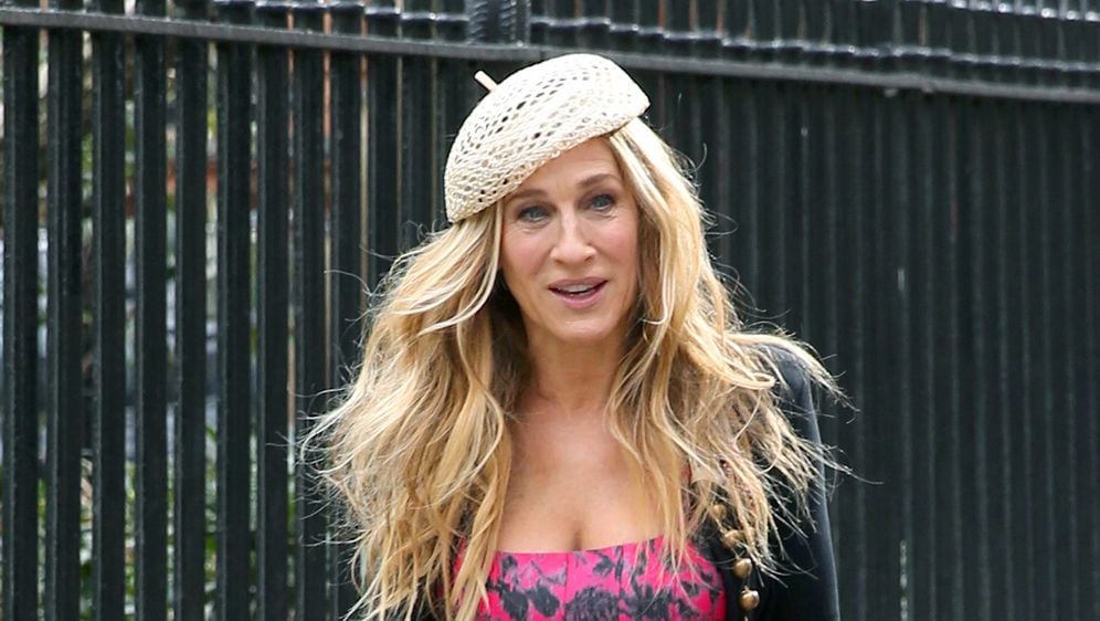 62495712-sarah-jessica-parker-na-setu-serije-i-tek-tako