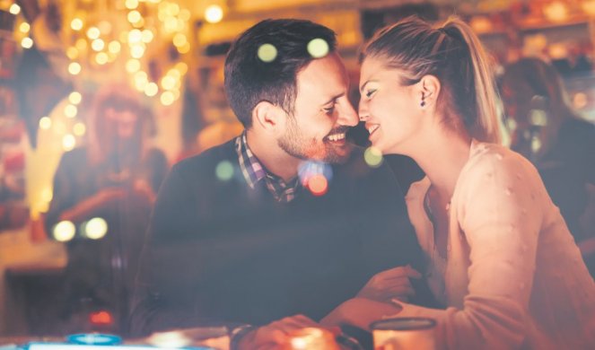 487467_xstock-photo-romantic-couple-dating-in-pub-at-night-1035342091_f