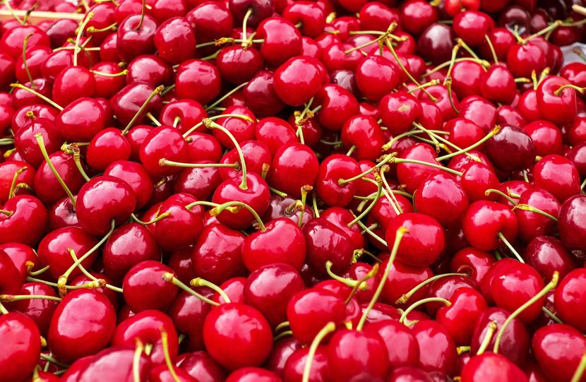 cherries-g3e0c066a61920-830x0