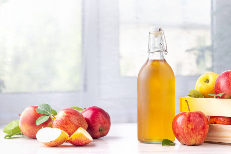 Healthy,Organic,Food.,Apple,Cider,Vinegar,In,Glass,Bottle,And