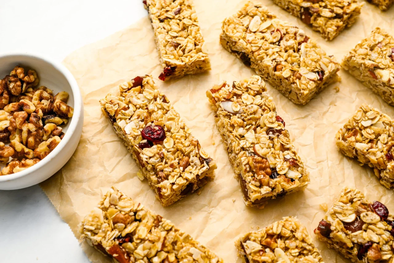 Crispy-Honey-Nut-Granola-Bars-17-scaled-1-1280x854.webp