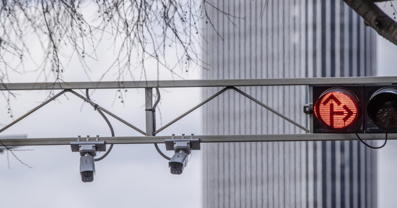 Како-да-ги-разликувате-семафорските-камери-од-оние-што-казнуваат-возачи.jpg
