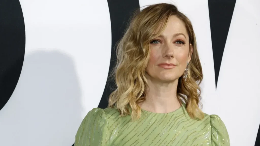 Таа беше без пари: Овој актер ѝ даде пари и ја спаси од пропаст