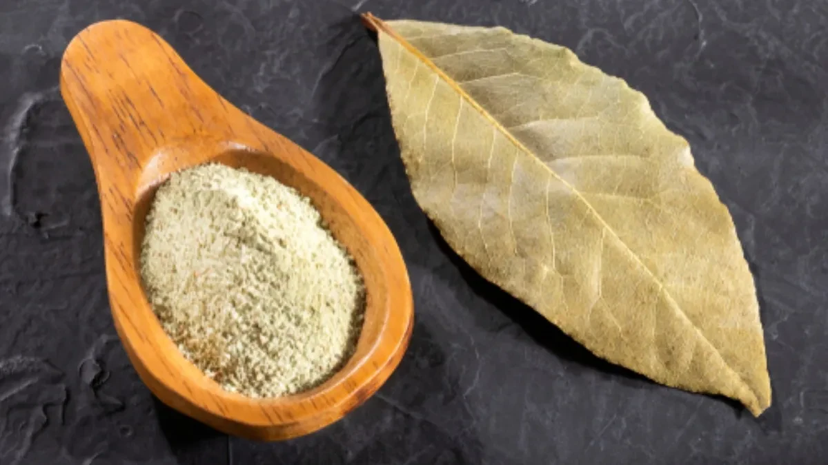 Ловоров лист во шеќер