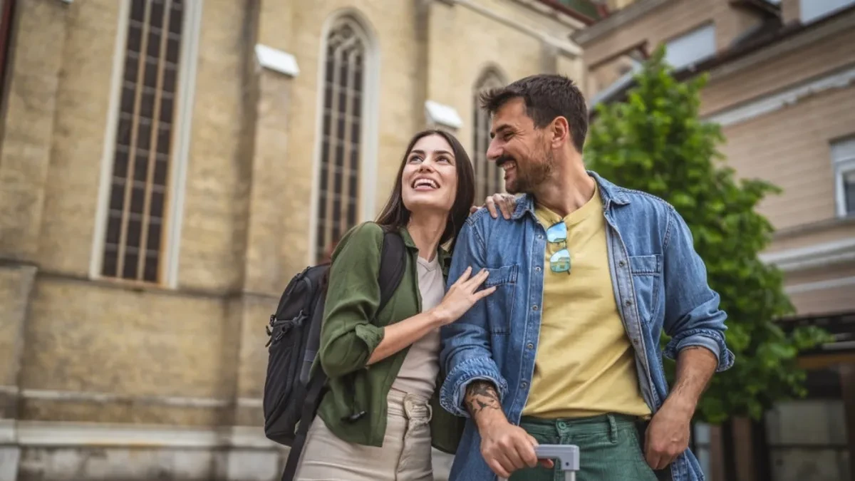 dvoje-par-miljan-zivkovic-shutterstock_2623653193